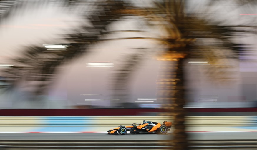 epa12734984 McLaren driver Lando Norris of Britain in action during the Formula 1 pre-season testing at Bahrain International Circuit in Sakhir, Bahrain, 13 February 2026. EPA/ALI HAIDER