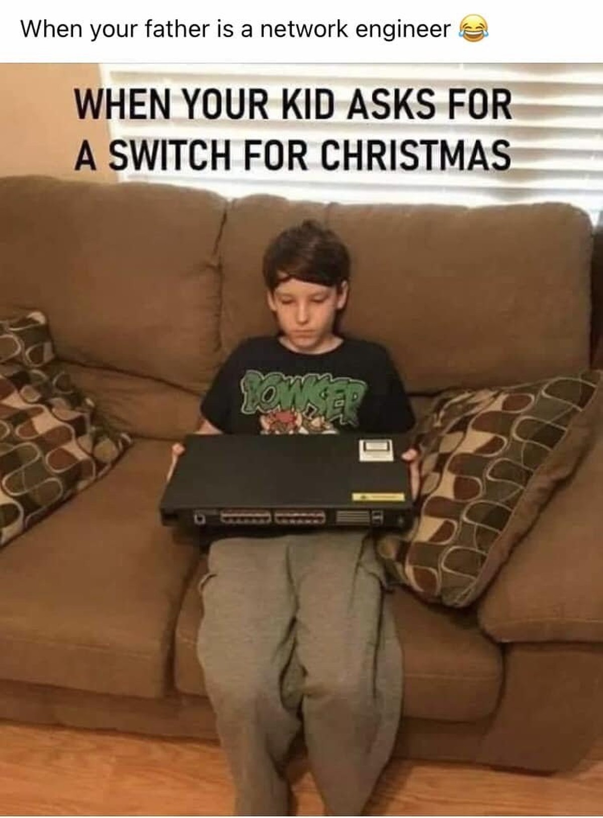 «Quand votre fils avait demandé une Switch pour Noël.»