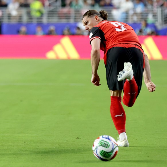 KEYPIX - epa13043077 Marcel Sabitzer of Austria in action during the FIFA World Cup 2026 group stage match Austria against Jordan, in San Francisco, USA, 16 June 2026. EPA/BENJAMIN FANJOY