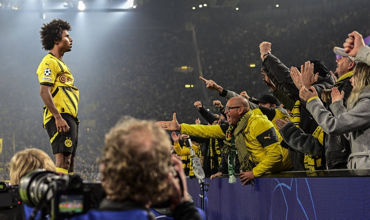 Torjubel zum 2:1 durch Karim Adeyemi 27 Borussia Dortmund, Borussia Dortmund vs. Celtic Glasgow, Fussball, Champions League, 2. Spieltag, 01.10.2024 Dortmund Nordrhein-Westfalen Deutschland *** Goal c ...