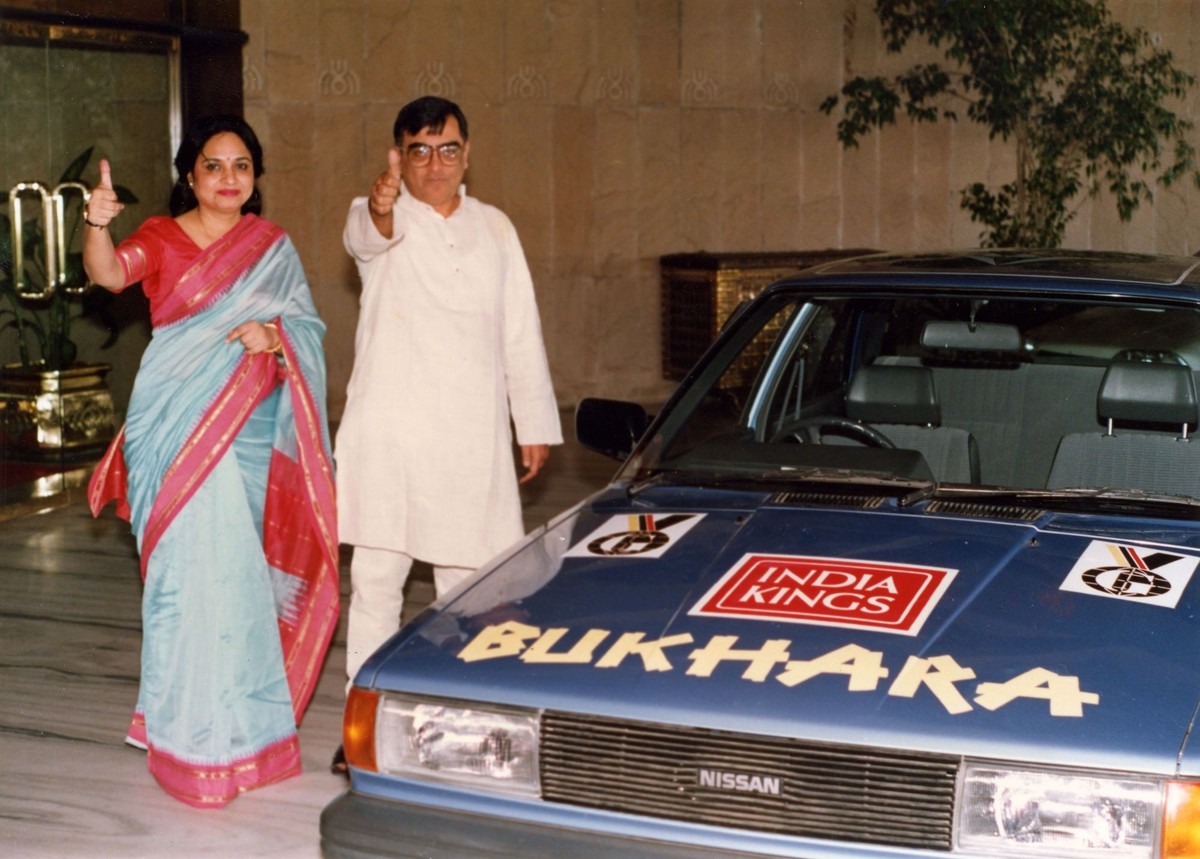 Guinness World Record for the fastest drive taking in all six continents, with a total distance of more than an equator’s length (40'075 km). Saloo and Neena Choudhury from Kolkata, India, covere ...