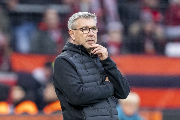 12.11.2023, Nordrhein-Westfalen, Leverkusen: Fu