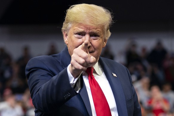 President Donald Trump arrives to speak at a campaign rally at the Knapp Center on the campus of Drake University, Thursday, Jan. 30, 2020, in Des Moines, Iowa. (AP Photo/ Evan Vucci)
Donald Trump