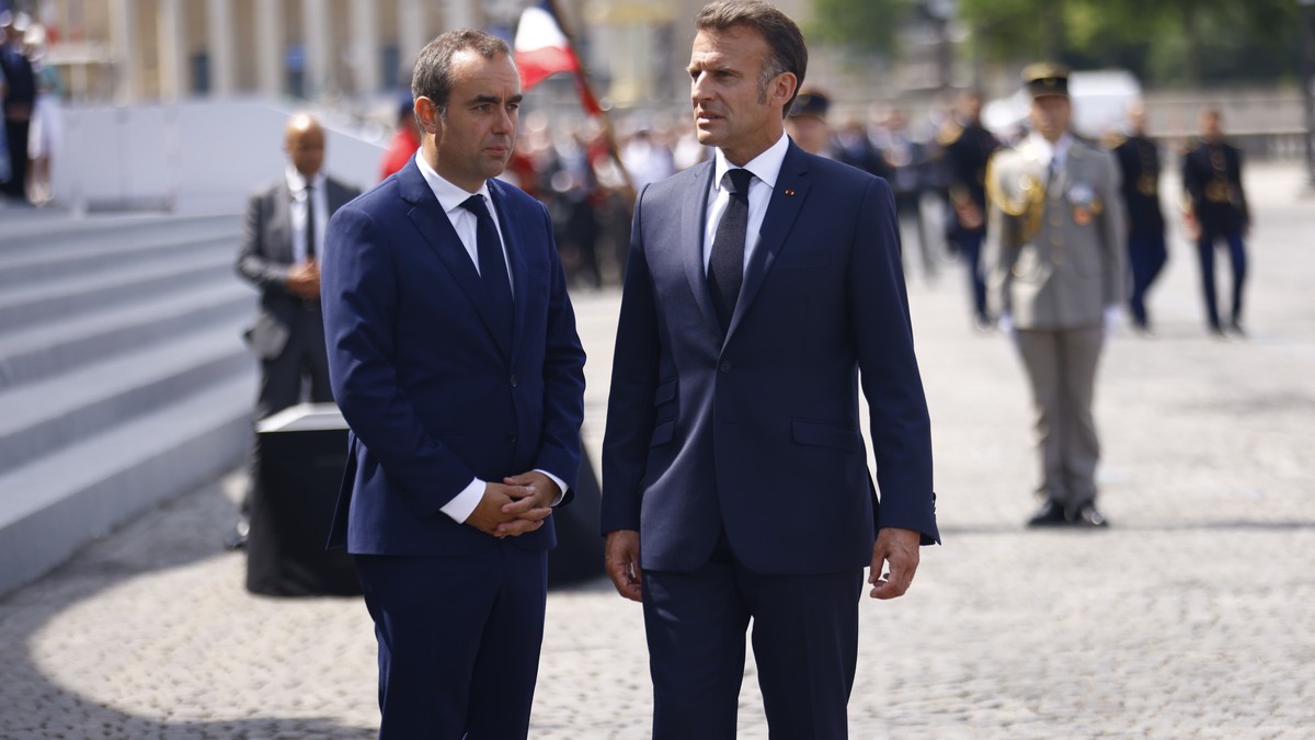 epa12365453 (FILE) - French President Emmanuel Macron (R) and France's Minister of Armed Forces Sebastien Lecornu (L) leave the annual Bastille Day military parade in Paris, France, 14 July 2025  ...