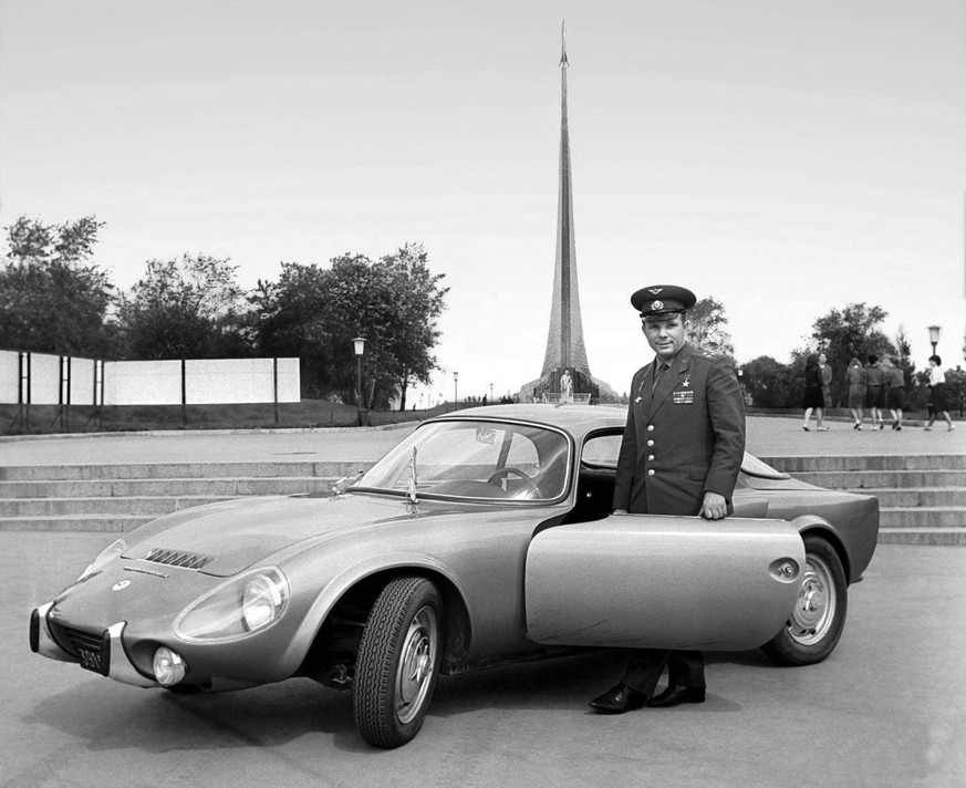 Alan Shepard was the first American in space, but the Soviet Union's Yuri Gagarin was the first human in space. He didn't get a Corvette, though in 1965 the French government gifted him a Ma ...