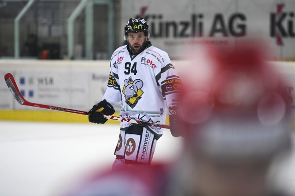 Marco Truttmann von Olten, im ersten Playoff-Finalspiel der Eishockey Swiss League zwischen den SC Rapperswil-Jona Lakers und dem EHC Olten, am Donnerstag, 29. Maerz 2018, in der St. Galler Kantonalba ...