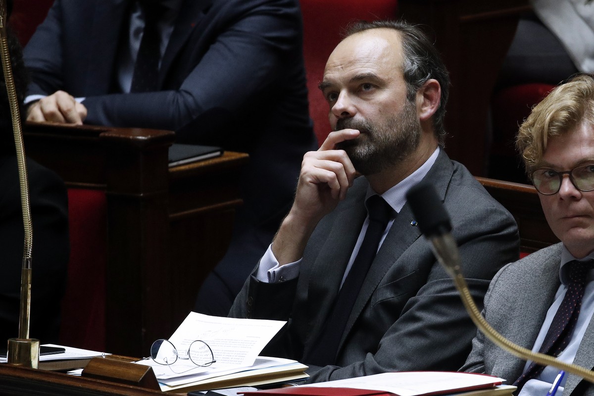 epa07208319 French Prime Minister Edouard Philippe attends the weekly session of questions to the government, at the French National Assembly in Paris, France, 04 December 2018. Media reports on 04 De ...