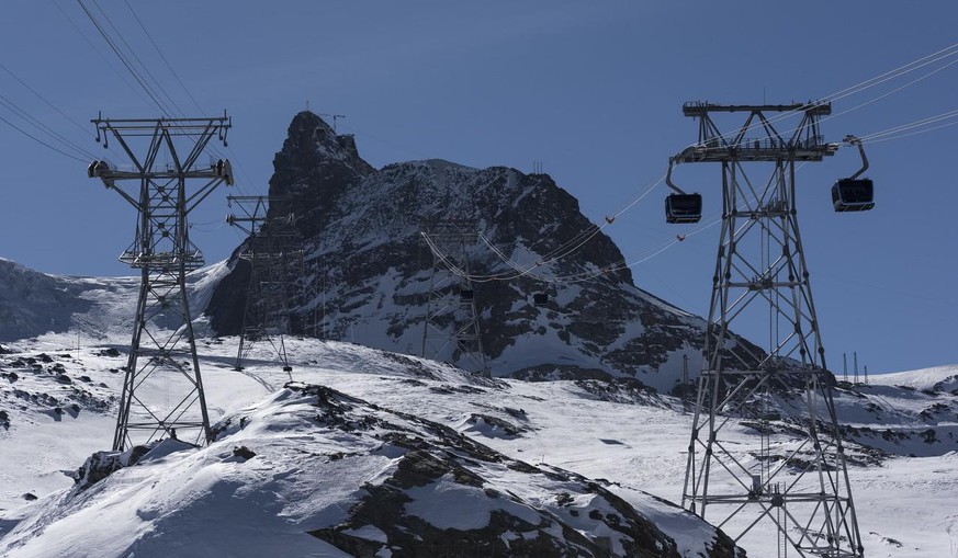 Das Klein Matterhorn oberhalb von Zermatt.