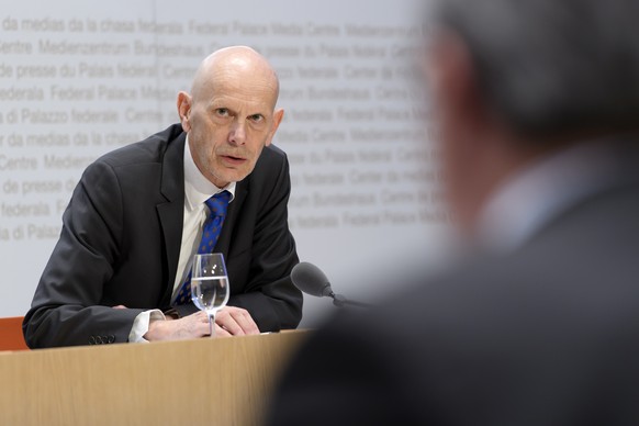 Daniel Koch, Leiter Abteilung Uebertragbare Krankheiten BAG, spricht waehrend einer Medienkonferenz ueber der Coronavirus (COVID-19), am Donnerstag, 26. Maerz 2020 in Bern. (KEYSTONE/Anthony Anex)