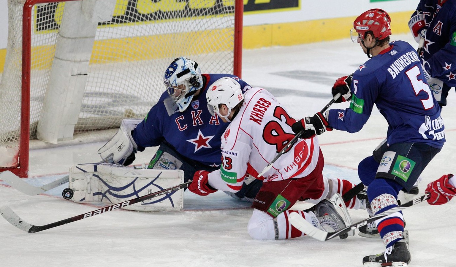 Jakub Stepanek spielte am Spengler Cup 2010 für SKA St.Petersburg.