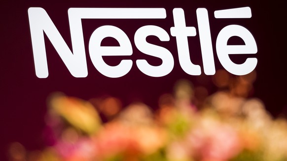 ARCHIVBILD ZUR JAHRESBILANZ 2021 VON NESTLE, AM DONNERSTAG, 17. FEBRUAR 2022 - A logo is pictured during the general meeting of the world&#039;s biggest food and beverage company, Nestle Group, in Lau ...