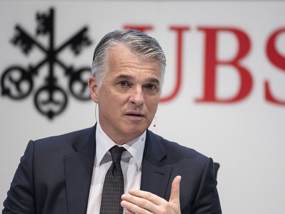 UBS-CEO Sergio Ermotti hat in der Nacht zum Donnertag seinen Rücktritt angekündigt. Ab dem 1. November wird der derzeitige ING-Chef Ralph Hamers die Position übernehmen.