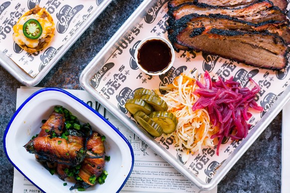 Barbecue Texas BBQ essen food smoker fleisch USA Texas Joe Walters https://www.texas-joes.com/