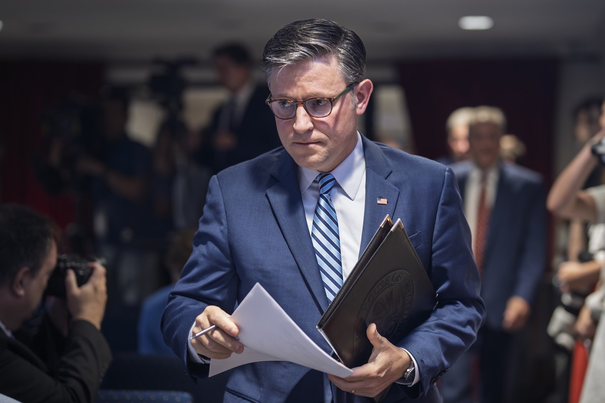 Speaker of the House Mike Johnson, R-La., arrives for a news conference at the Republican National Committee headquarters in Washington, Tuesday, July 15, 2025. (AP Photo/J. Scott Applewhite)
Mike Joh ...