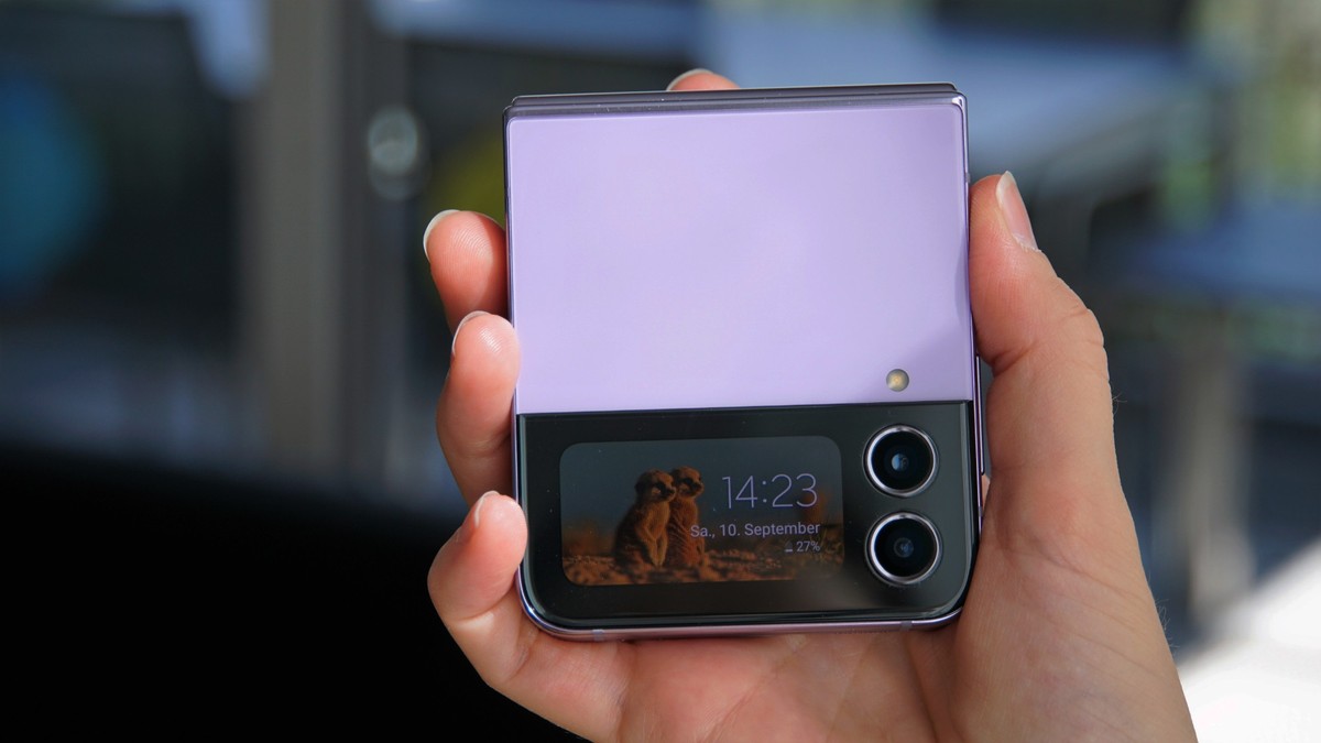 Schön handlich: das neue Klapp-Smartphone von Samsung.