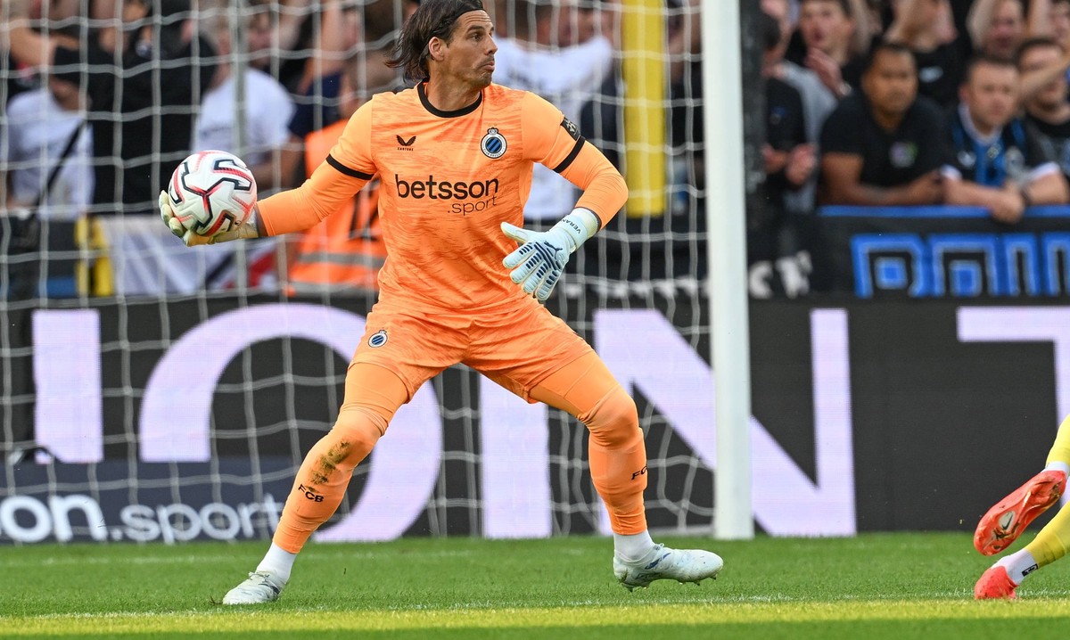260731 Club Brugge vs Royale Union Saint-Gilloise goalkeeper Yann Sommer 1 of Club Brugge pictured during the Supercup soccer game ahead of the Jupiler Pro League season 2026 - 2027 between Club Brugg ...