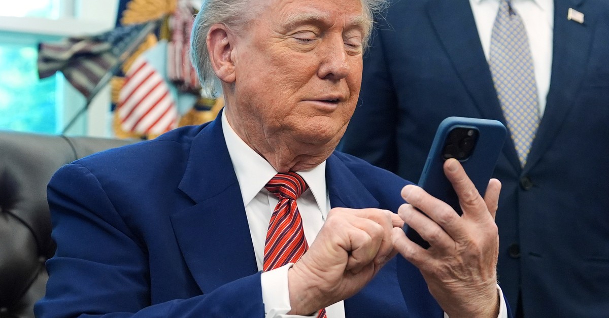 Trump-vor-heutigem-Treffen-mit-Selenskyj-Habe-mit-Putin-telefoniert