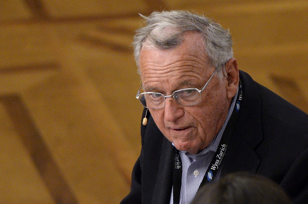 Unternehmer Hansjoerg Wyss an der Eroeffnungsfeier von "Meet the Wyss Zurich" in Zuerich am Montag, 7. Dezember 2015. Die ETH Zuerich und die Universitaet Zuerich gruenden ein Forschungszent ...