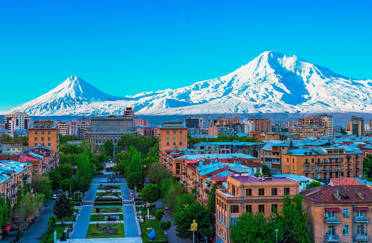 Berg Ararat und Jerewan Armenien