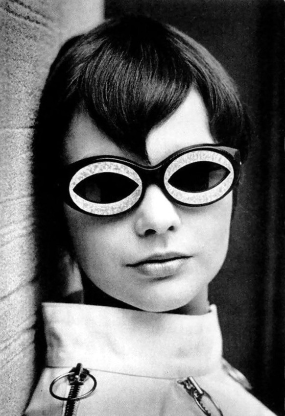 Crazy Sixties Sunglasses: Oversized and Dark Shades Were the Height of Fashion 
https://www.vintag.es/2022/01/1960s-sunglasses.html