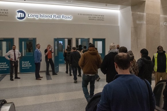 epa10429451 The first customers traveling from Grand Central to Jamaica will be let into the new LIRR Grand Central Madison terminal in New York, New York, USA on January 25, 2023.  According to the Metropolitan…
