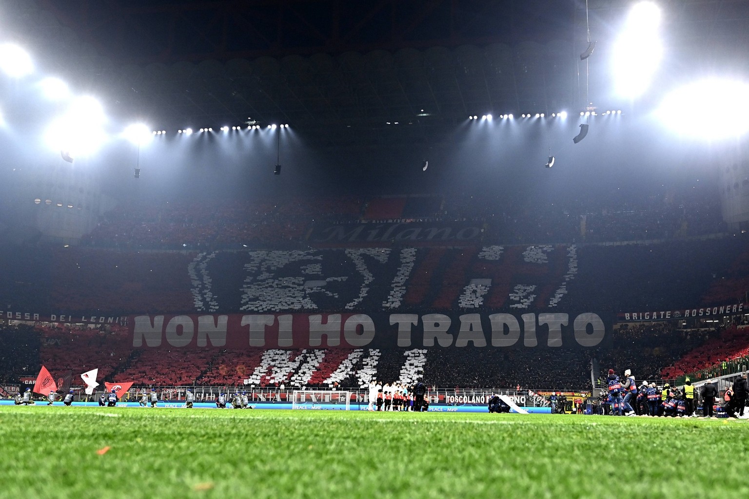 Mg Milano 14/02/2023 - Champions League / Milan-Tottenham / foto Matteo Gribaudi/Image nella foto: coreografia tifosi Milan PUBLICATIONxNOTxINxITA