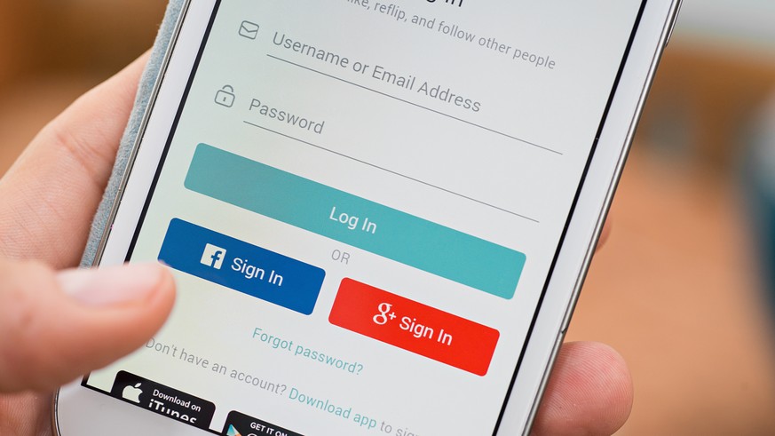 Mit einem Facebook- oder Google-Konto kann man sich bei vielen anderen Apps und Webseiten anmelden. Deutsche Firmen planen nun eine Alternative.