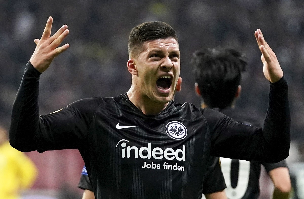 epa07624398 (FILE) - Frankfurt's Luka Jovic celebrates after scoring the opening goal during the UEFA Europa League semi final, first leg soccer match between Eintracht Frankfurt and Chelsea FC i ...