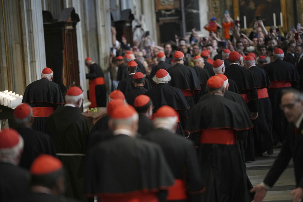 Cardinals leave St. Mary Major Basilica, where the late Pope Francis was buried, in Rome, Sunday, April 27, 2025. (AP Photo/Andrew Medichini)
Vatican Pope