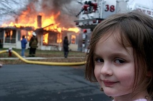 Disaster Girl: Meme-Kinder