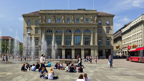 Bundesplatz von Bern, Font