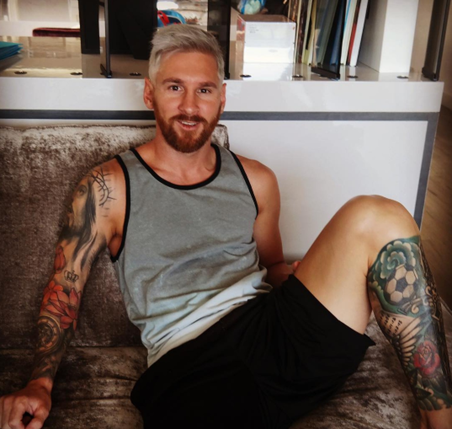 Lionel Messi Zeigt Sein Neues Sehr Schwarzes Tattoo Watson