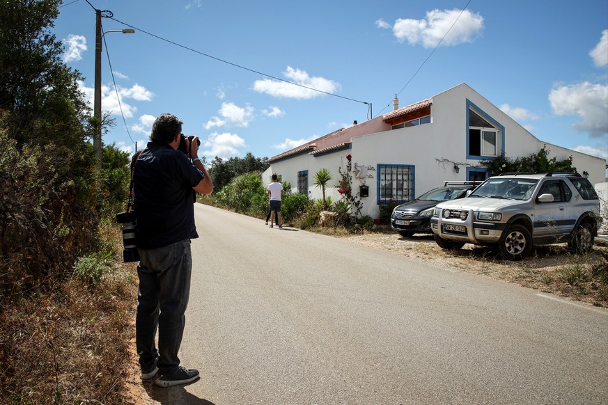 epa08465571 Exterior view of a house where a German national suspected of involvement in the 2007 disappearance of British child Madeleine McCann used to live, in Lagos, southern Portugal, 04 June 202 ...
