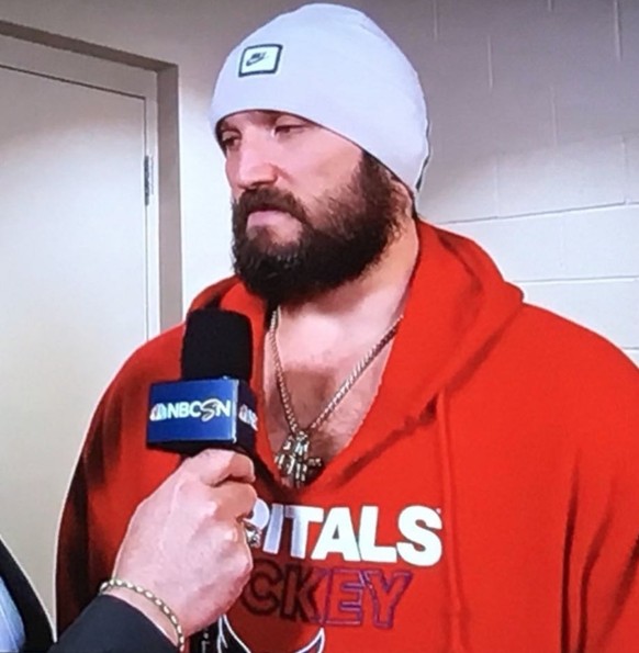 Da ist das Ding! Owetschkin und die Washington Capitals holen endlich den Stanley Cup
Man kann ihn einfach nicht hassen ЁЯШО