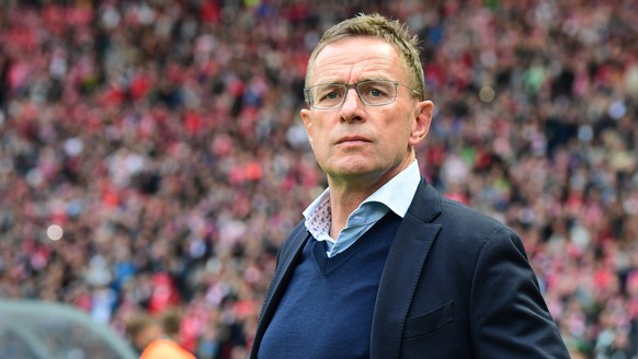 epa07600177 Leipzig&#039;s head coach Ralf Rangnick prior to the German DFB Cup final soccer match between RB Leipzig and FC Bayern Munich in Berlin, Germany, 25 May 2019. EPA/CLEMENS BILAN CONDITIONS ...