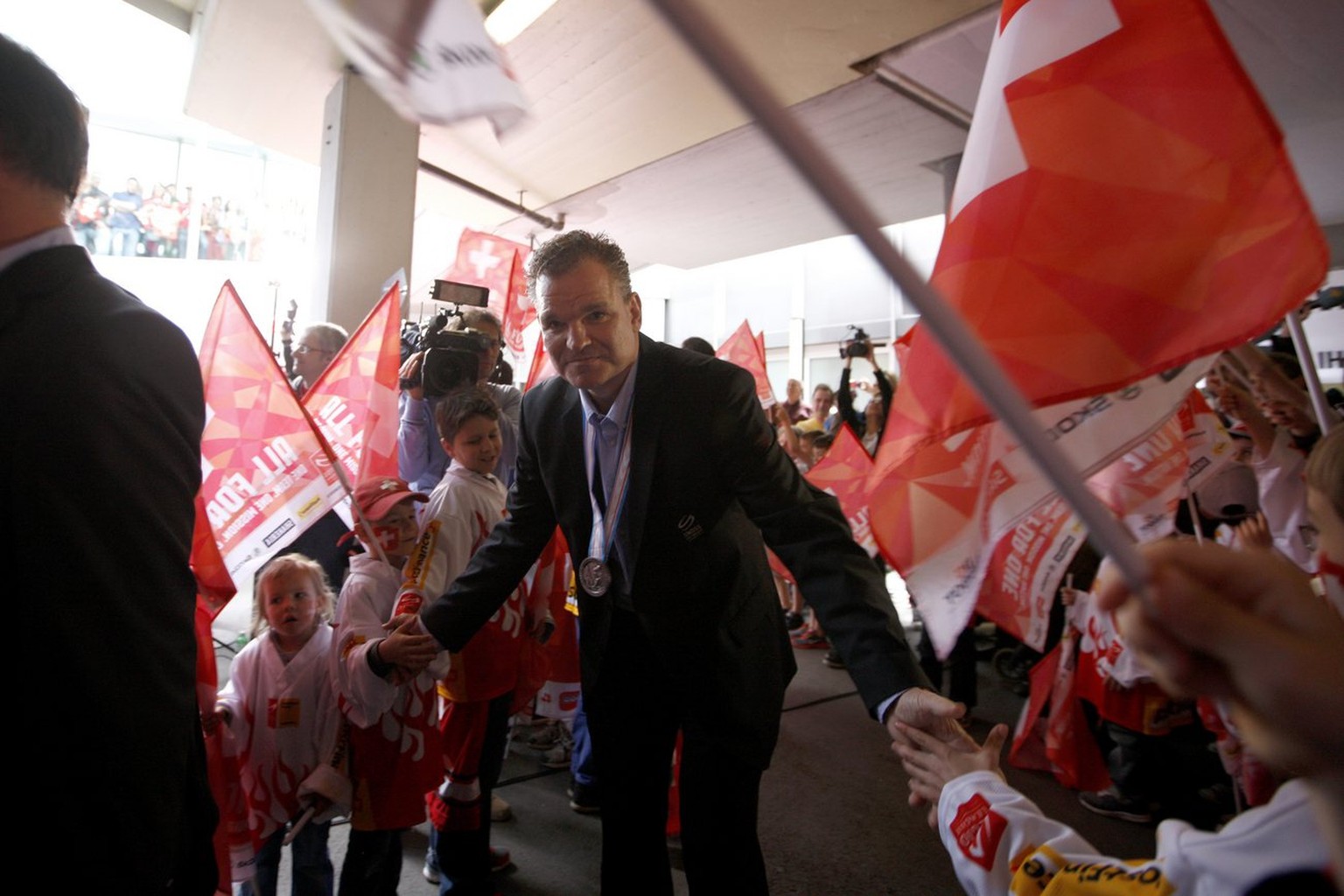 So war es vor einem Jahr. Dieses Mal warteten keine Fans auf die Heimkehr der Hockeyaner.