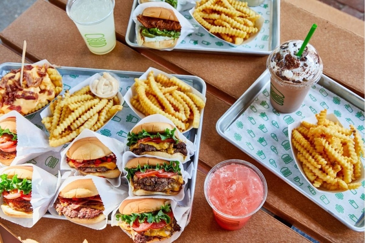 shake shack hamburger fast food usa essen restaurant https://shakeshack.com/#/