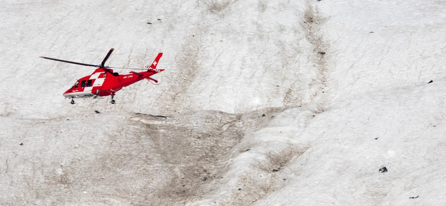 Der Pilot der F/A-18 ist tot – Suche nach der Blackbox läuft – erste Bilder vom Absturzort