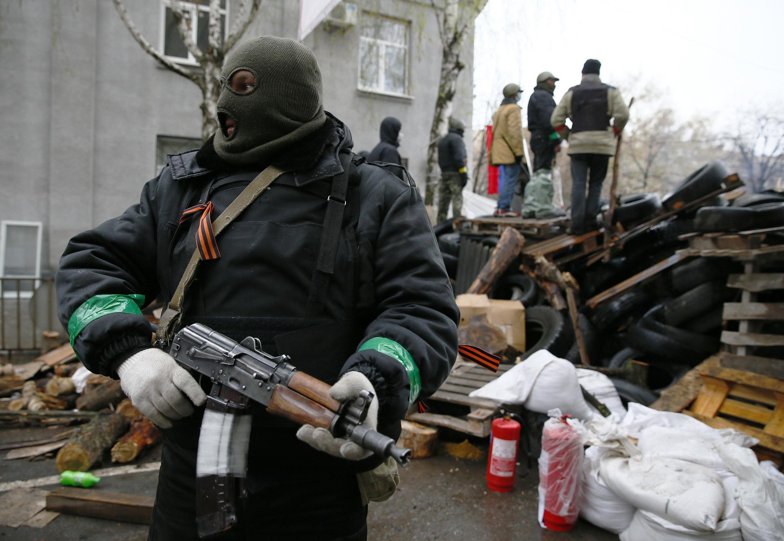 Prorussischer Bewaffneter in Slawjansk