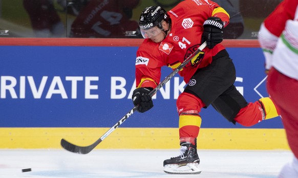 Berns Gregory Sciaroni in action during the Champions Hockey League group G match between Switzerland&#039;s SC Bern and Cardiff Devils from Wales, in Bern, Switzerland, this Saturday, September 8, 20 ...