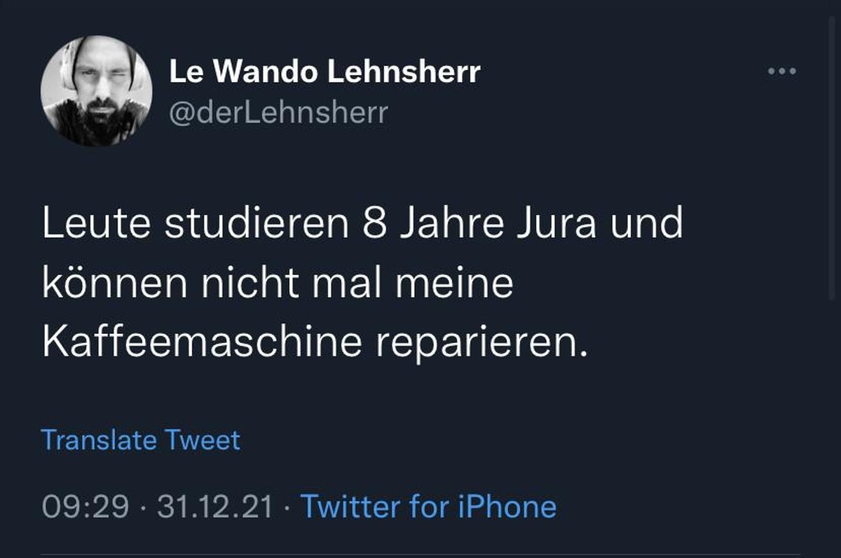 PICDUMP 398 – der erste und jetzt schon beste* dieses Jahr! 🥳\nWas lernt man denn sonst im Jus Studium

(Btw hier hats nen Dönerladen mit ner Frau, die auch den Döner zusammenbaut)