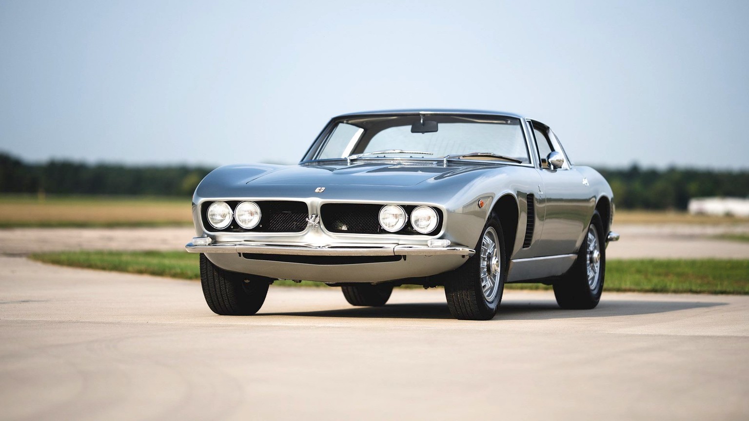 iso grifo auto design corvette v8 italien usa retro https://www.classicdriver.com/en/article/cars/timeless-classics-bizzarrini-5300-gt