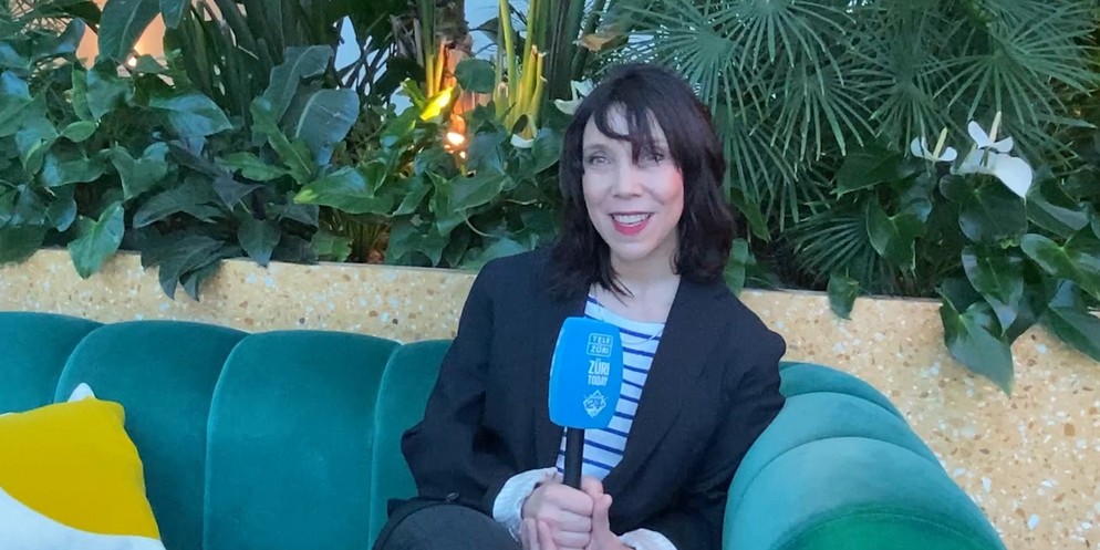 Die Zürcher Schauspielerin Irina Kastrinidis spielte mit in «The Palace» von Roman Polanski. Im Interview erzählt sie über den Film, ihre Rolle und die Zusammenarbeit mit dem umstrittenen Regisseur.