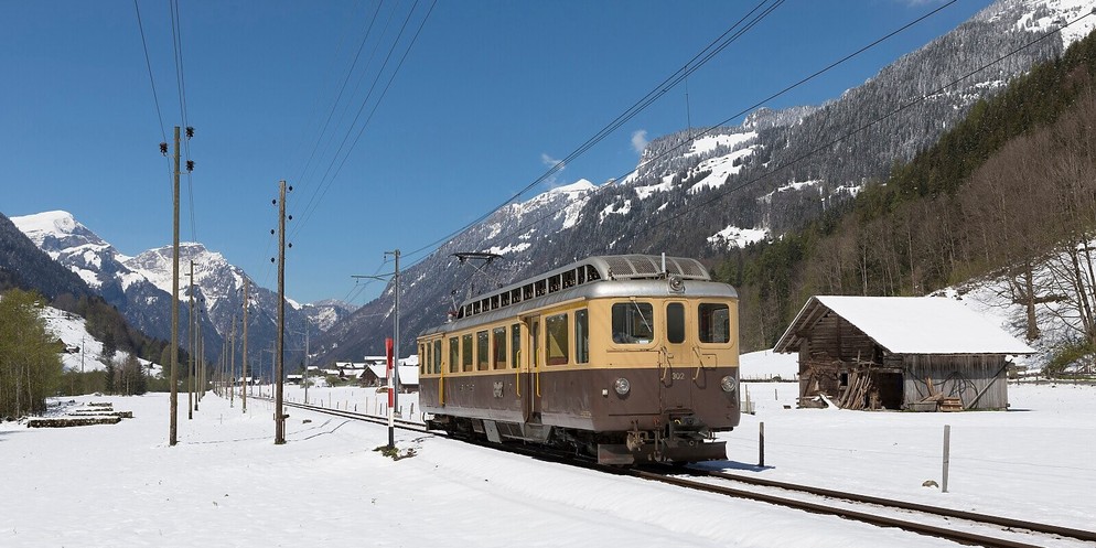 Der Berner Heimatschutz setzt sich für den Erhalt historischer Fahrzeuge ein, darunter dieser Triebwageb ABDeh 4/4 302 der Berner Oberland Bahn.