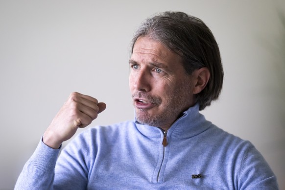 Andres Gerber, Praesident FC Thun, spricht mit einem Journalisten w�hrend eines Keystone-SDA-Interviews, in der Stockhorn Arena kurz vor einem Interview, am Mittwoch, 30. April 2025, in Thun. (KEYSTON ...