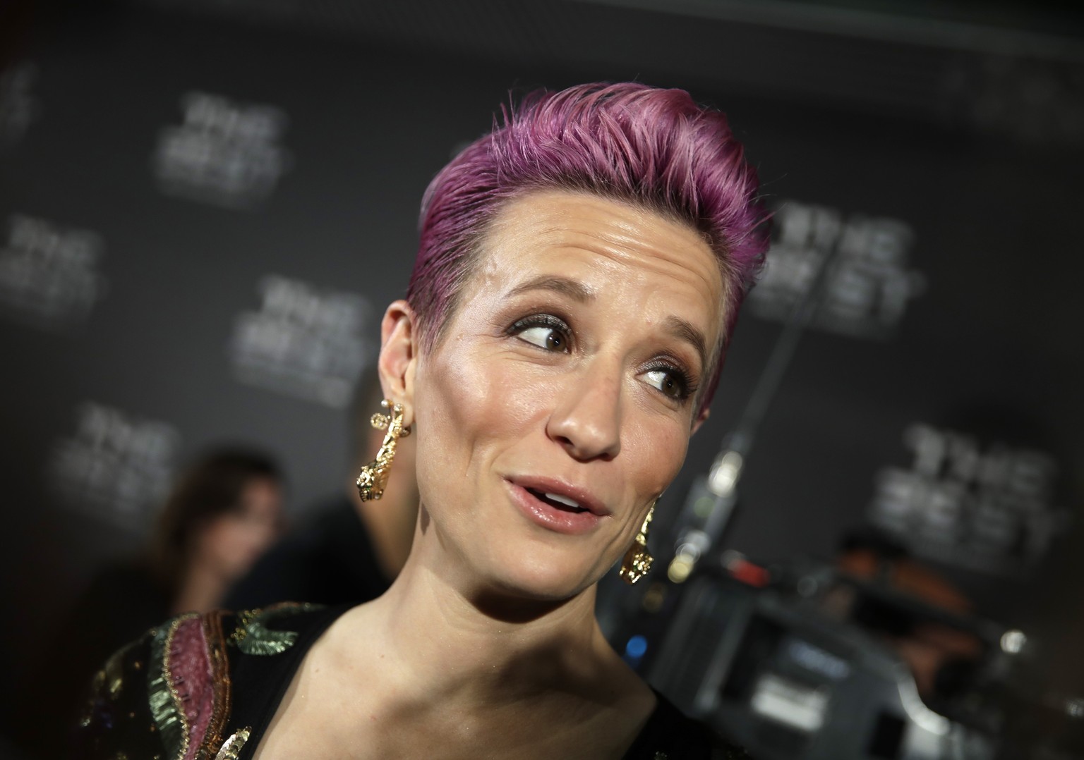 United States forward Megan Rapinoe arrives to attend the Best FIFA soccer awards, in Milan&#039;s La Scala theater, northern Italy, Monday, Sept. 23, 2019. Netherlands defender Virgil van Dijk is up  ...