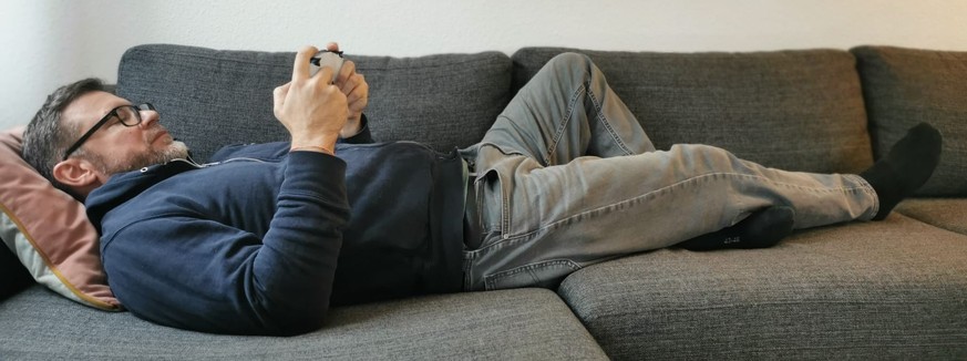 Maximum gamer comfort on the couch.  Thanks to the portal.