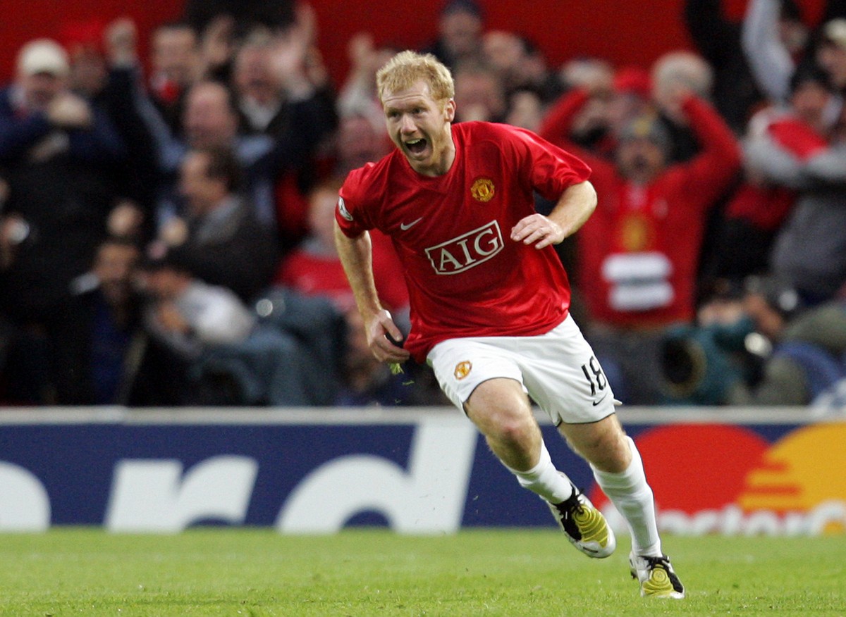 Manchester United's Paul Scholes celebrates scoring against Barcelona during their Champions League semifinal second leg soccer match at Old Trafford stadium in Manchester, England, Tuesday April ...