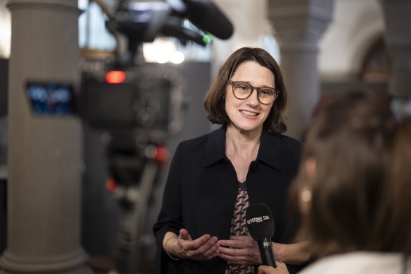 Celine Widmer (SP) reagiert anlaesslich der Stadtratswahlen im Stadthaus in Zuerich am Sonntag, 8. Maerz 2026. (KEYSTONE/Gaetan Bally)