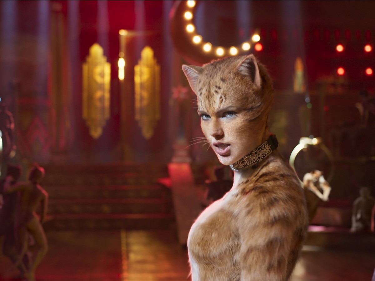 This image released by Universal Pictures shows Taylor Swift as Bombalurina in a scene from "Cats." (Universal Pictures via AP)